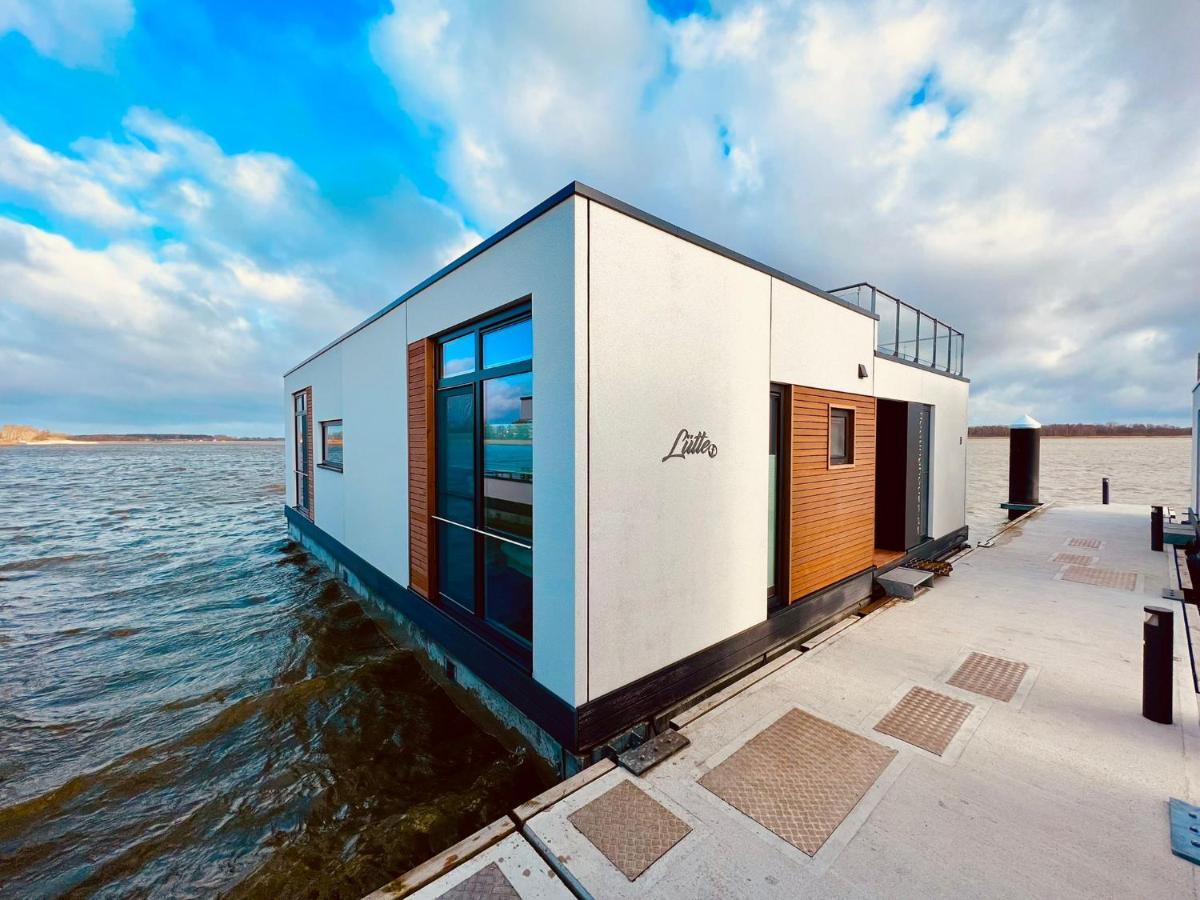 Вилла Schwimmendes Haus Luette Рибниц-Дамгартен Экстерьер фото